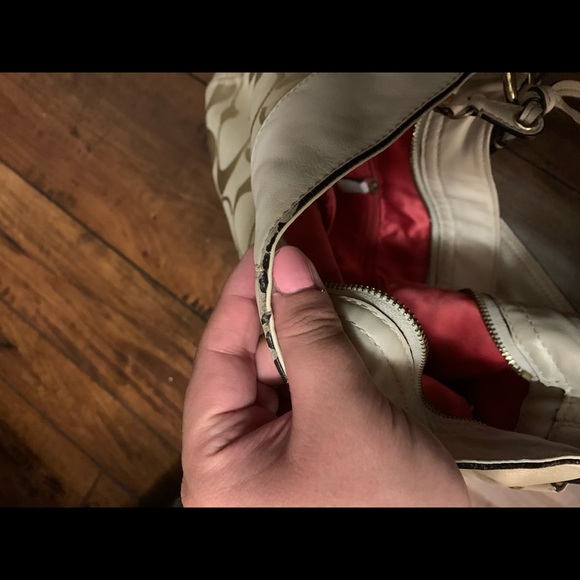 Coach purse - Picture 6 of 7